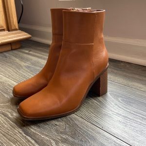 Tan/brown ankle booties- the Drop size 6.5